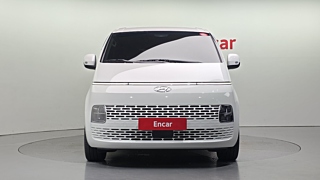 HYUNDAI STARIA 2023