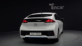 HYUNDAI IONIQ HYBRID 2017
