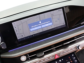 HYUNDAI GRANDEUR HYBRID GN7 2023