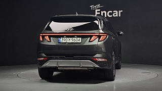 HYUNDAI TUCSON NX4 2021