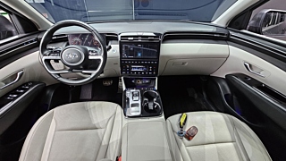 HYUNDAI TUCSON NX4 2021
