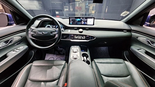 GENESIS GV70 2021