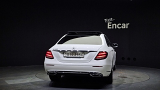 MERCEDES BENZ E-CLASS W213 2016
