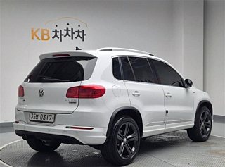 VOLKSWAGEN TIGUAN 2016