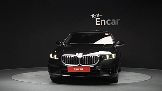 BMW 5-SERIES G60 2023