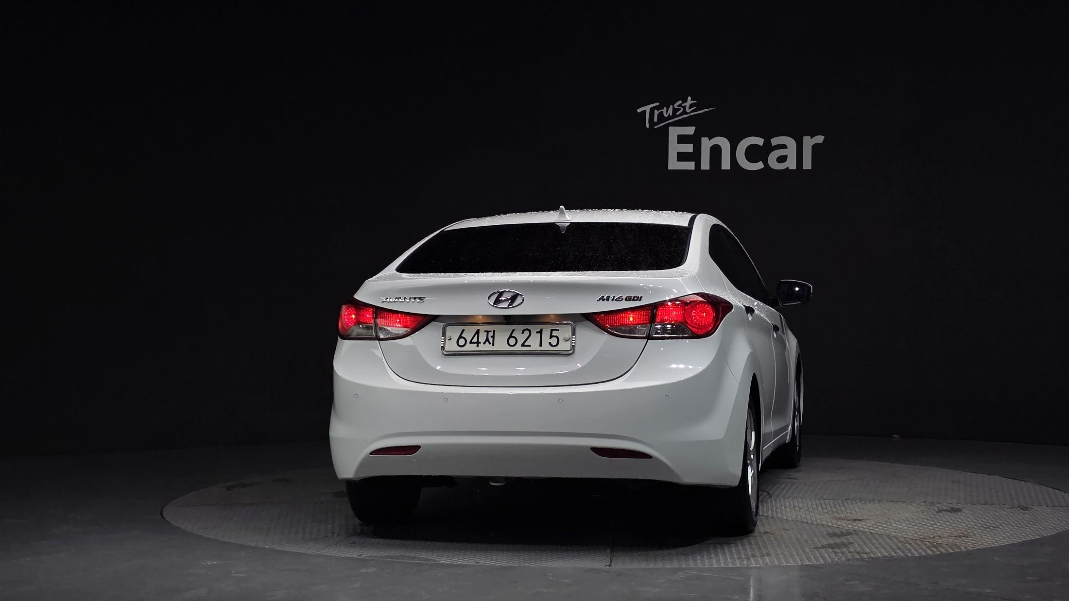 HYUNDAI AVANTE MD 2010