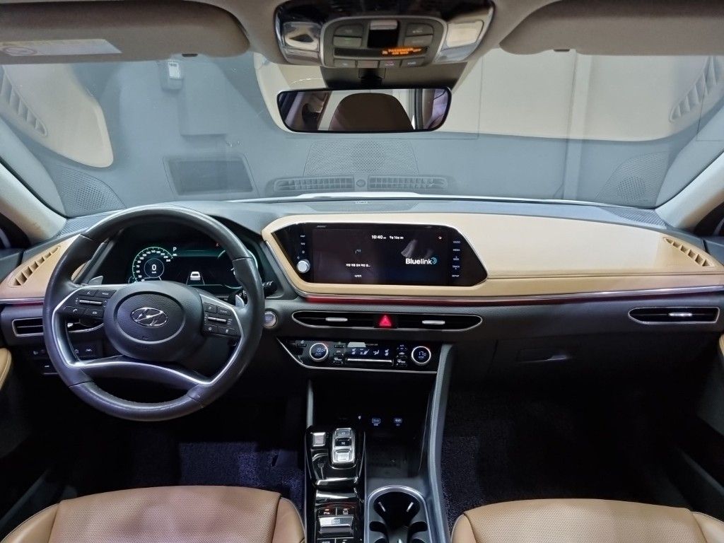 HYUNDAI SONATA DN8 2019