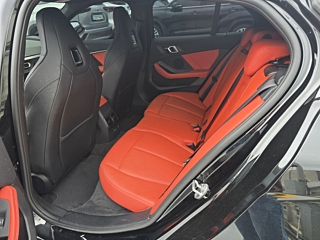 BMW 1-SERIES F40 2024