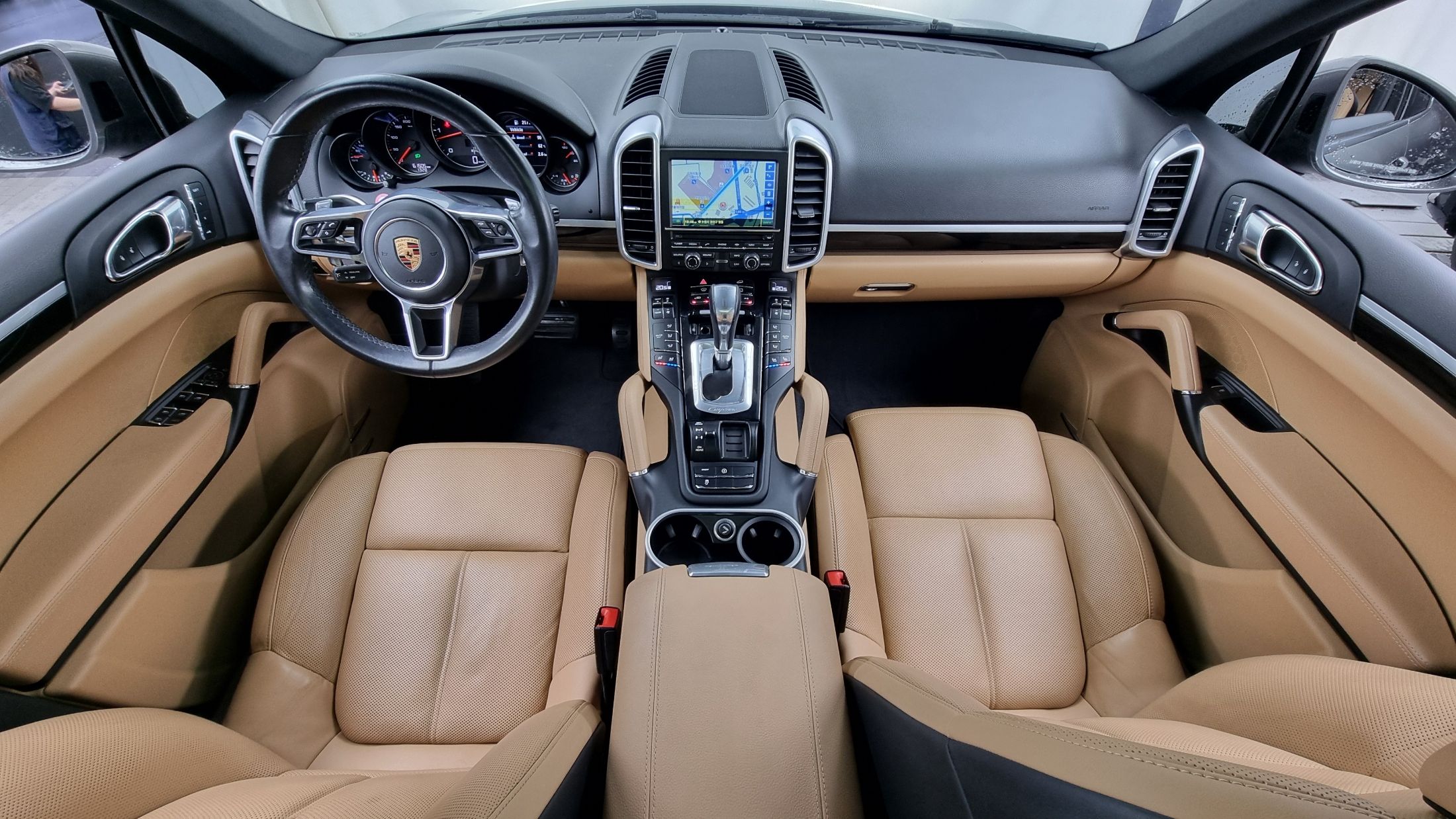 PORSCHE CAYENNE 2016