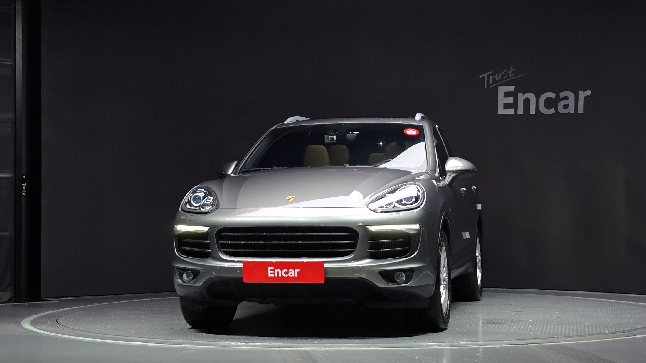 PORSCHE CAYENNE 2016