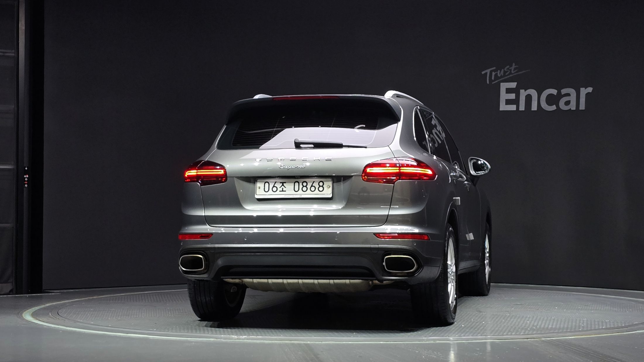 PORSCHE CAYENNE 2016