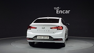 HYUNDAI AVANTE AD 2019
