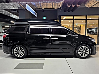 KIA CARNIVAL 2017