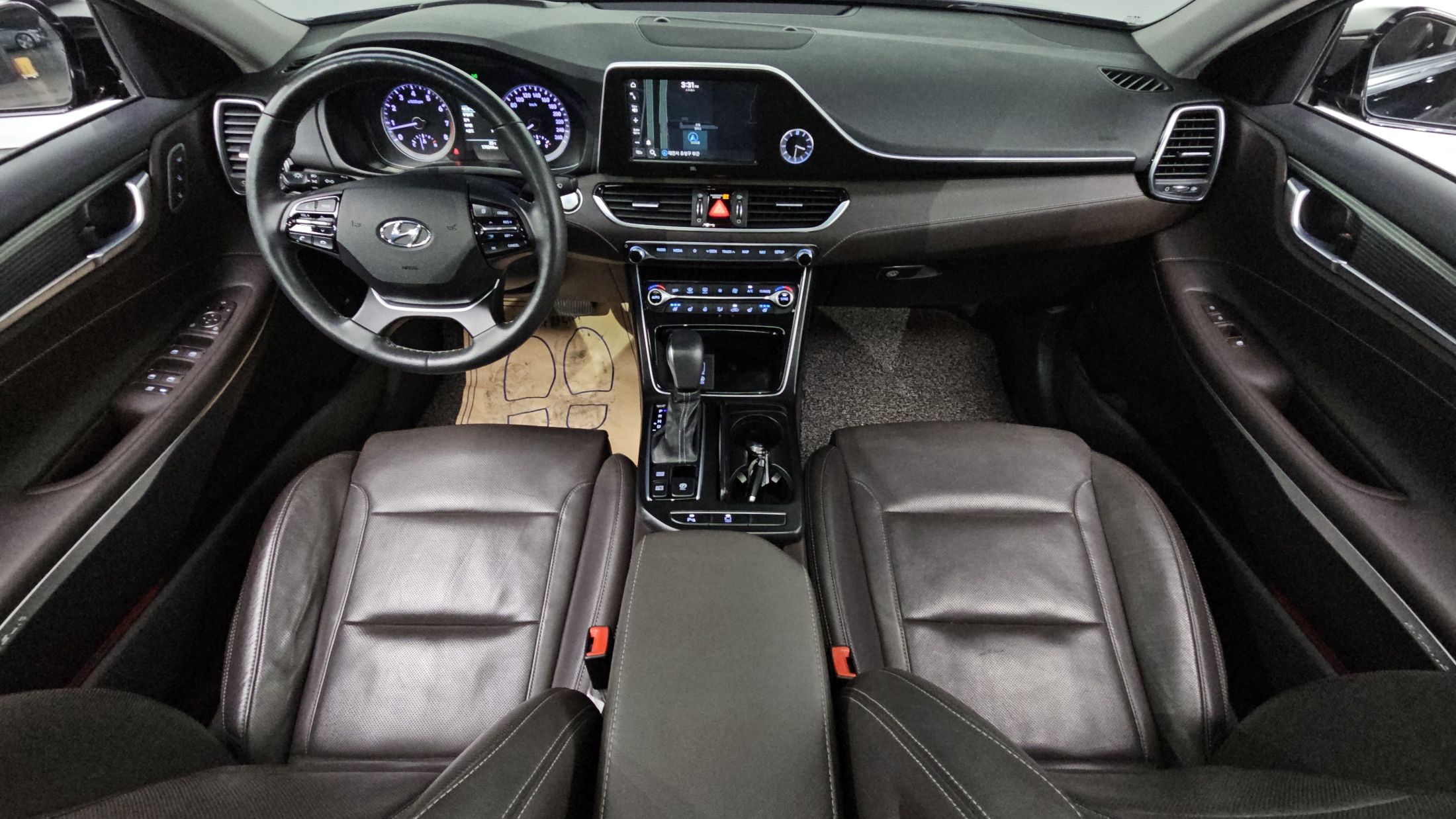 HYUNDAI GRANDEUR IG 2017