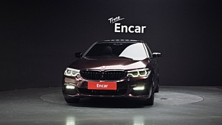 BMW 5-SERIES G30 2019