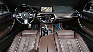 BMW 5-SERIES G30 2019