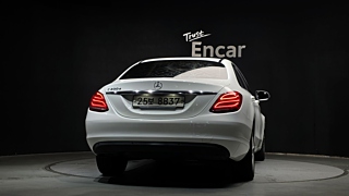 MERCEDES BENZ C-CLASS W205 2018