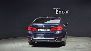 BMW 5-SERIES G30 2018