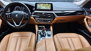 BMW 5-SERIES G30 2018