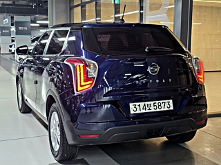 SSANGYONG TIVOLI VERY NEW 2021