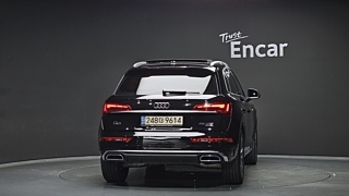 AUDI Q5 FY 2022