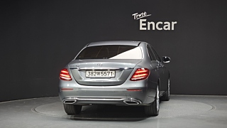 MERCEDES BENZ E-CLASS W213 2019