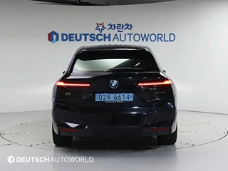 BMW IX  xDrive40 First Edition 2022