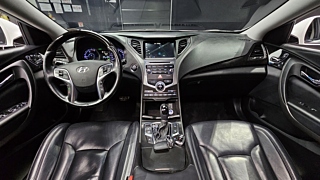 HYUNDAI GRANDEUR HG HYBRID 2016