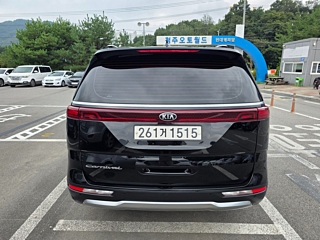 KIA CARNIVAL 2021