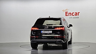 AUDI Q5 FY 2022