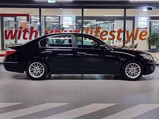 HYUNDAI GENESIS 2011