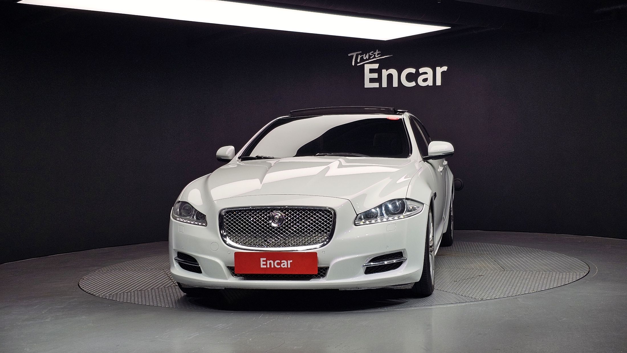 JAGUAR XJ 2012