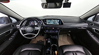 HYUNDAI SONATA DN8 2021