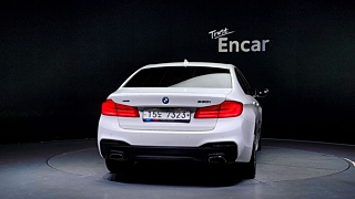 BMW 5-SERIES G30 2017