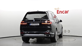 BMW X7 G07 2024
