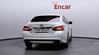 NISSAN ALTIMA 2017