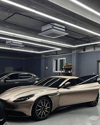 ASTON MARTIN DB11  4.0 V8 2019