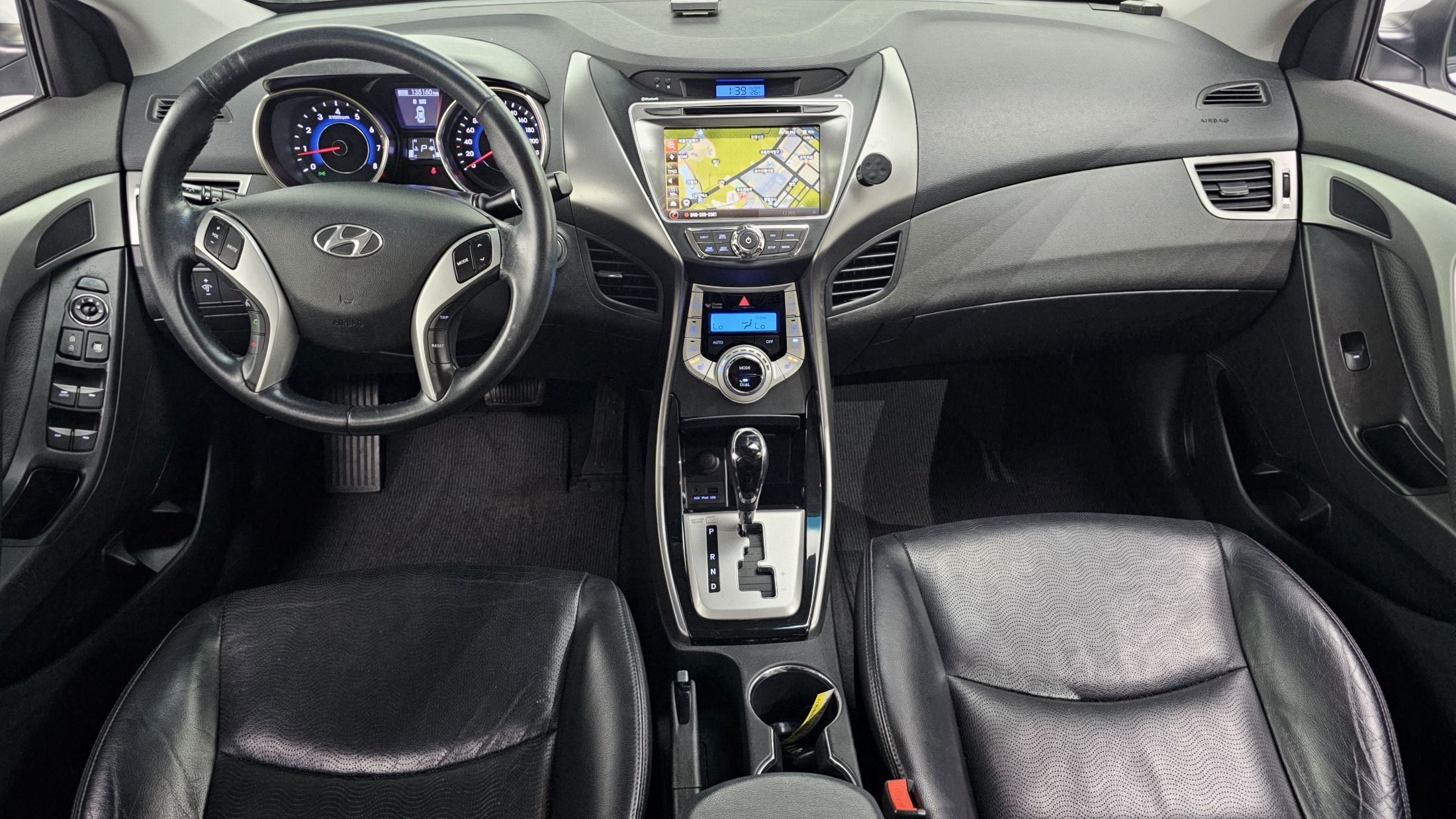 HYUNDAI AVANTE MD 2010