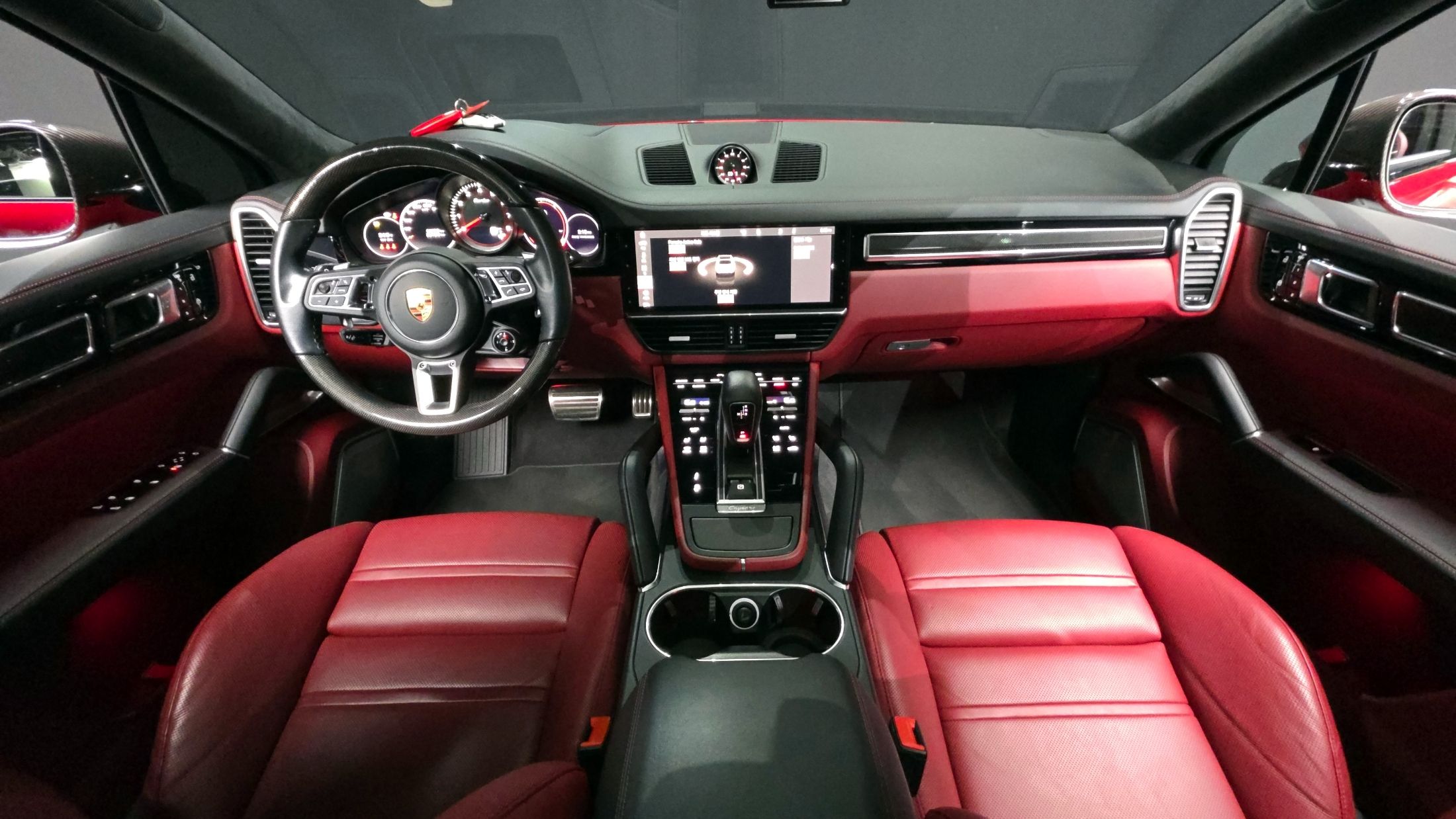 PORSCHE CAYENNE PO536 2021