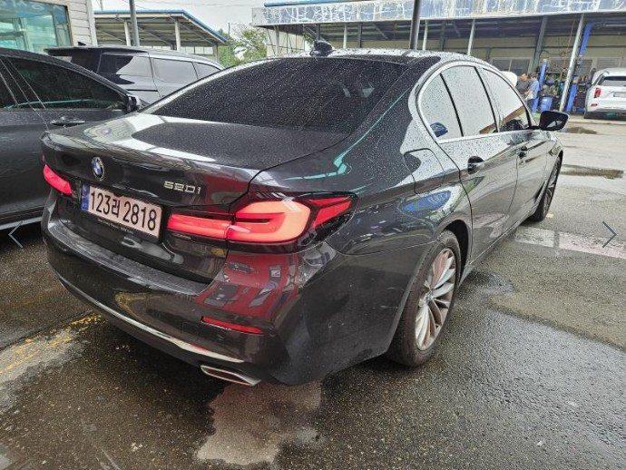 BMW 5-SERIES G30 2022