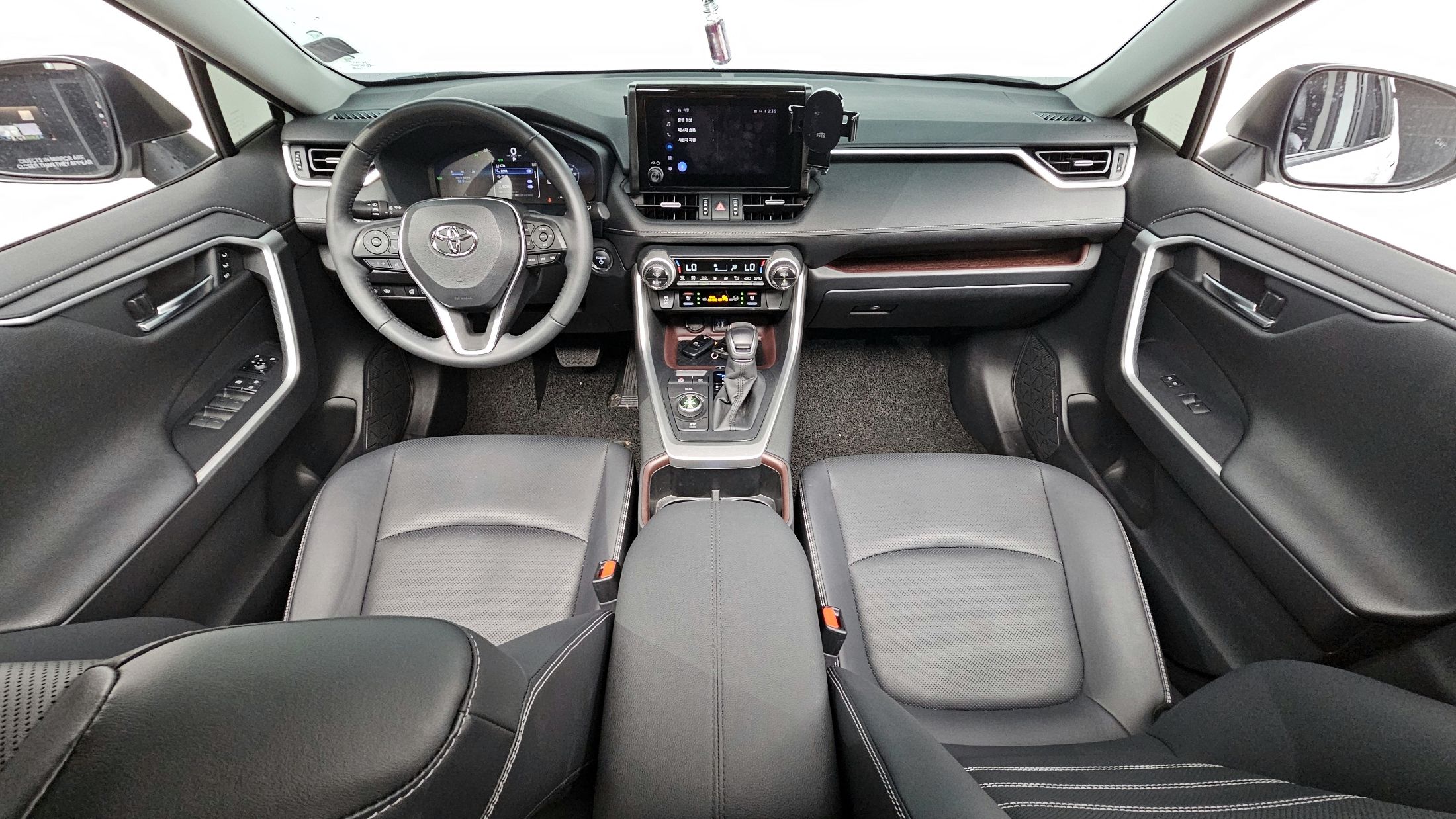 TOYOTA RAV4 2023