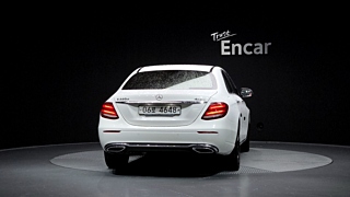 MERCEDES BENZ E-CLASS W213 2017
