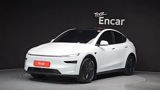 TESLA MODEL Y  RWD 2025