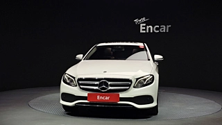 MERCEDES BENZ E-CLASS W213 2018