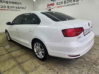 VOLKSWAGEN JETTA 2016