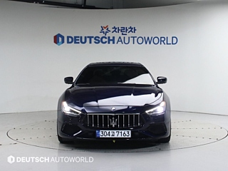 MASERATI GHIBLI 2018