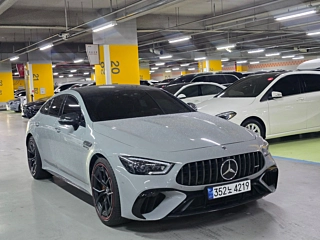 MERCEDES BENZ AMG GT 2023