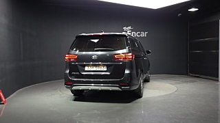 KIA CARNIVAL 2018
