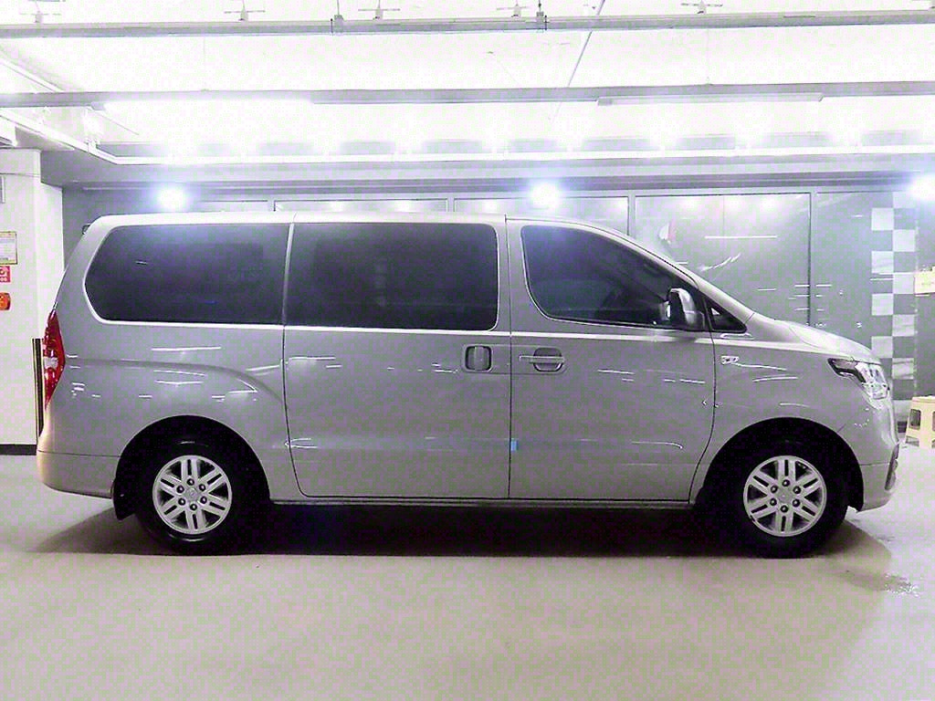 HYUNDAI STAREX GRAND 2018