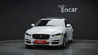 JAGUAR XE 2016